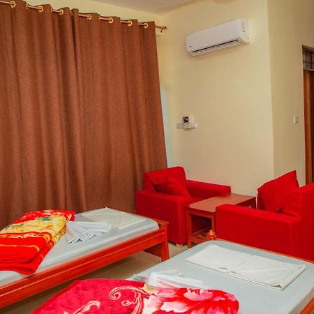 Africa Natural Tours - Kilimanjaro White House Hotel Moshi Exterior foto